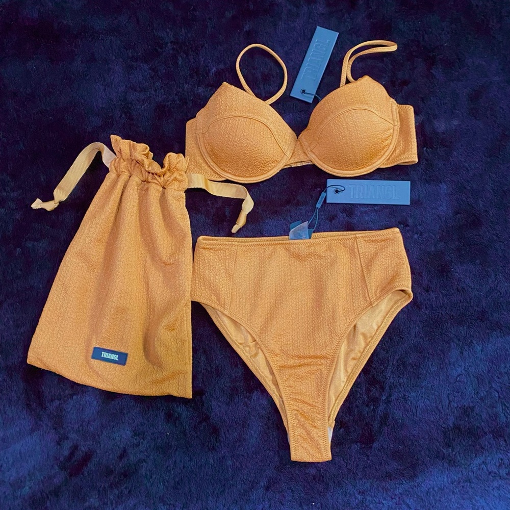TRIANGL Bikini
